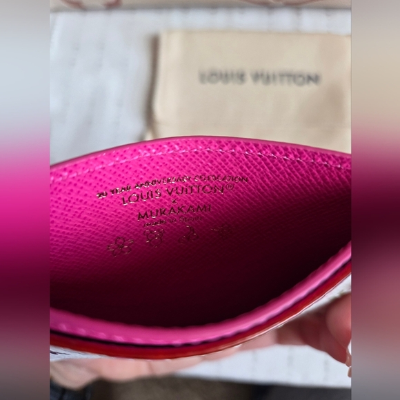 Louis Vuitton x Murakami Multicolor Card Holder – Kawaii Pink, Rare & Retired - Picture 3 of 11